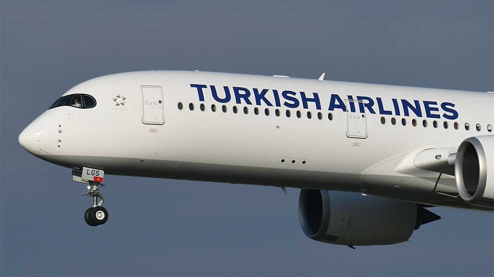 Turkish airlines marks 3 decades of Manchester service