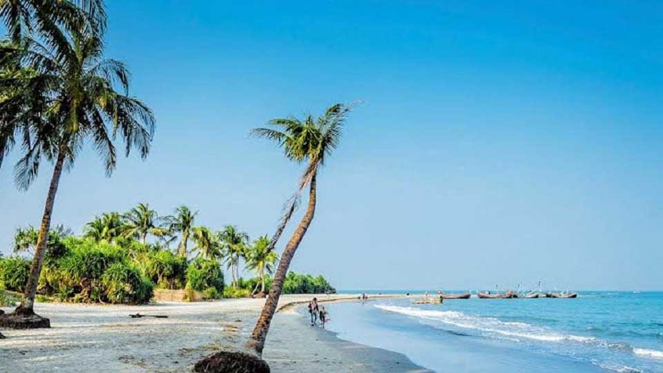 সেন্টমার্টিন ভ্রমণ নিয়ে সরকারের ১২ নির্দেশনা