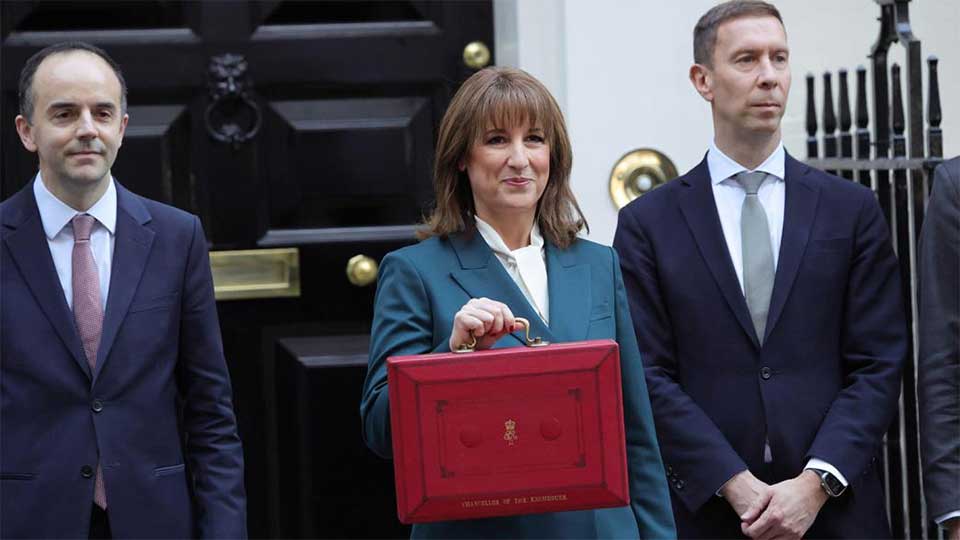 UK weighs new tourism, sugar taxes