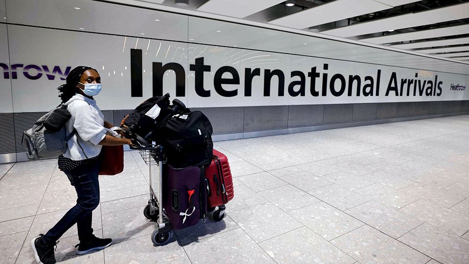 UK economy loses GBP 7bn due to Omicron induced travel curbs