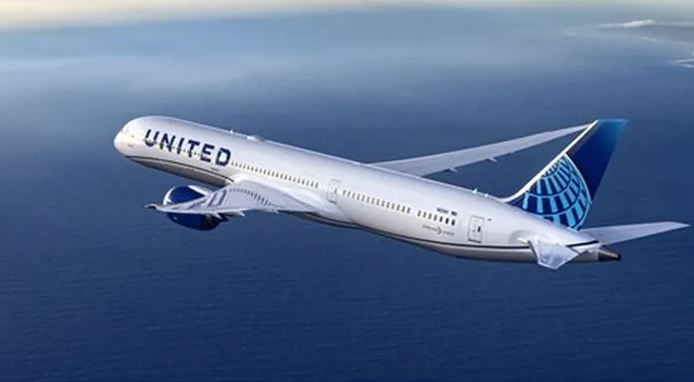 United Airlines makes historic order for 200 Boeing aircraft
