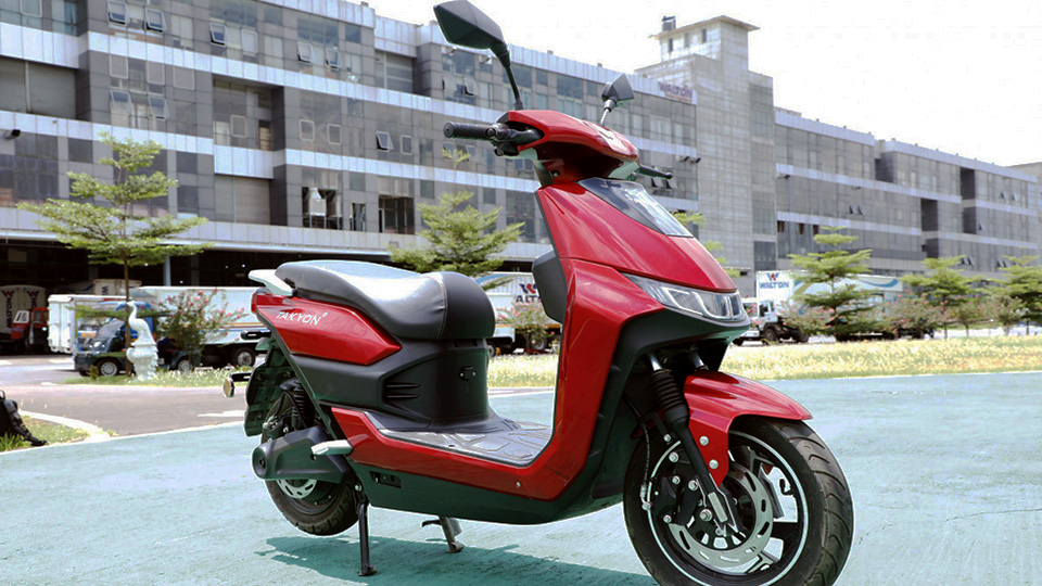 Walton makes country’s first electric bike