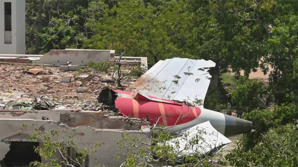 ভারতের উড়োজাহাজ দুর্ঘটনা নিয়ে যা বললো পাকিস্তান