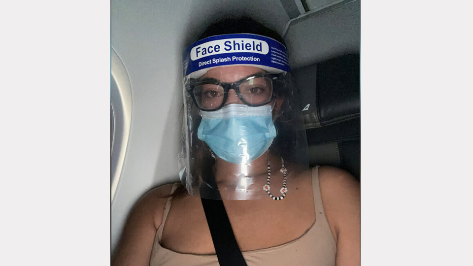 Covid-positive passenger quarantines in plane toilet
