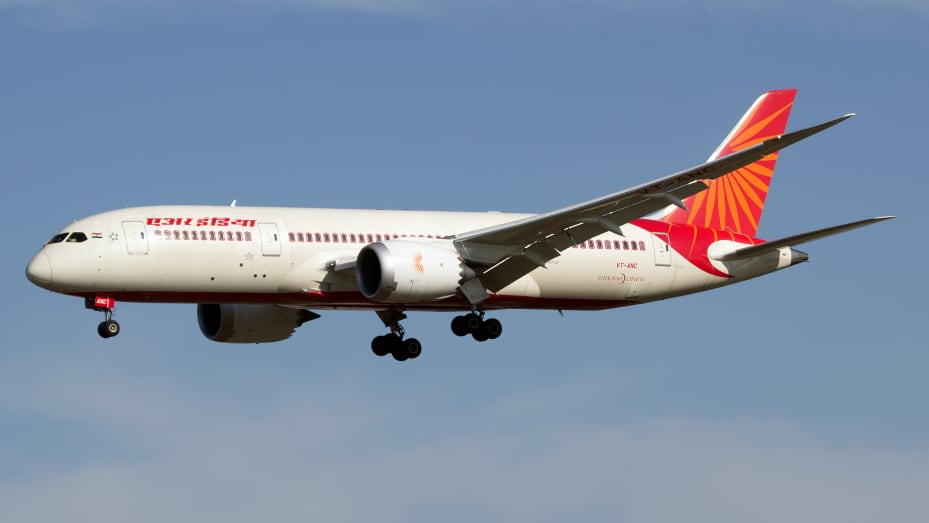 Air India makes part payment for Boeing jet order