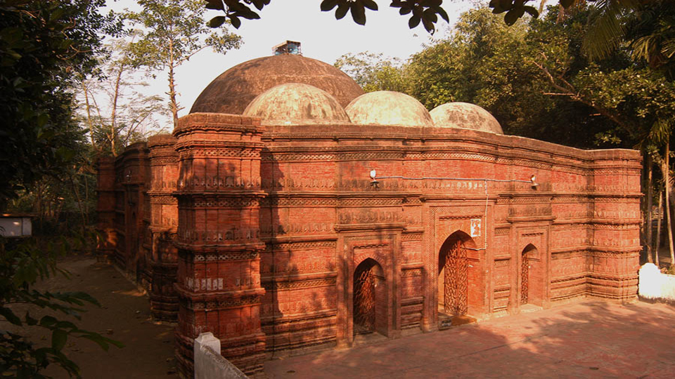 Baro Bazar: Neglected site with tourism potential