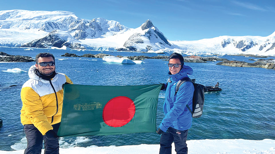 Bangladeshi travel blogger Salahuddin Sumon in Antarctica expedition
