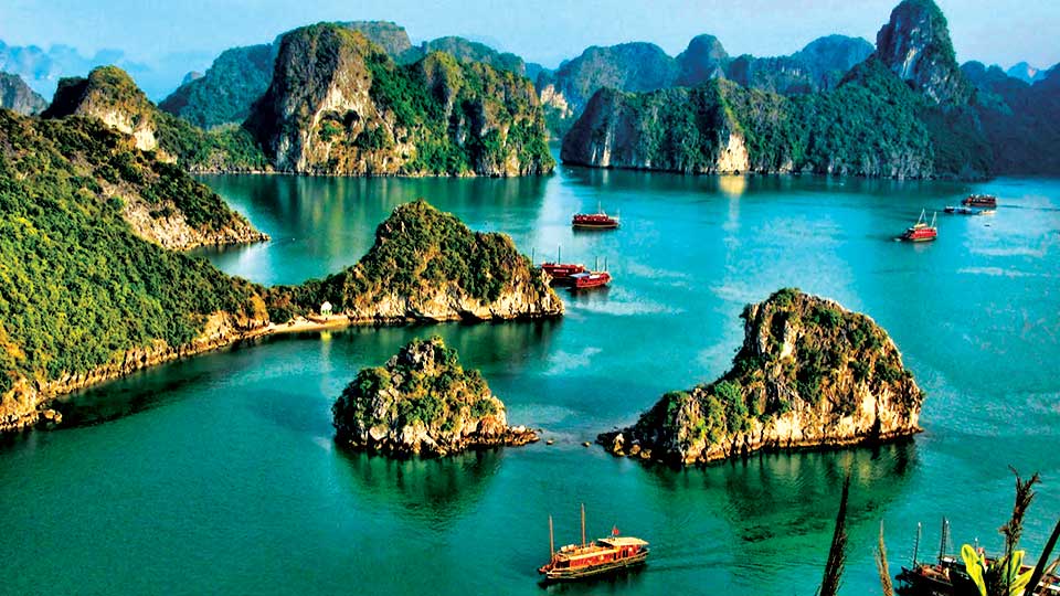 Vietnam region's new tourist hotspot, Thailand still at top