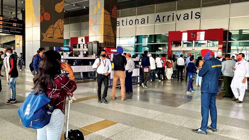 India welcomes 31.33 lac foreign tourists till April, 21.9pc from BD