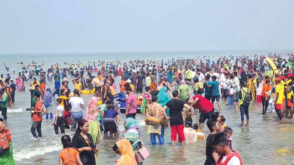 Domestic tourism flourishes during Eid holidays