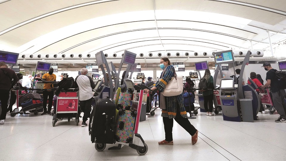 Canada drops all Covid-19 travel restrictions