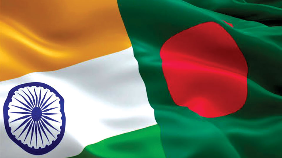 Bangladesh-India bus service through Bhomra port begins