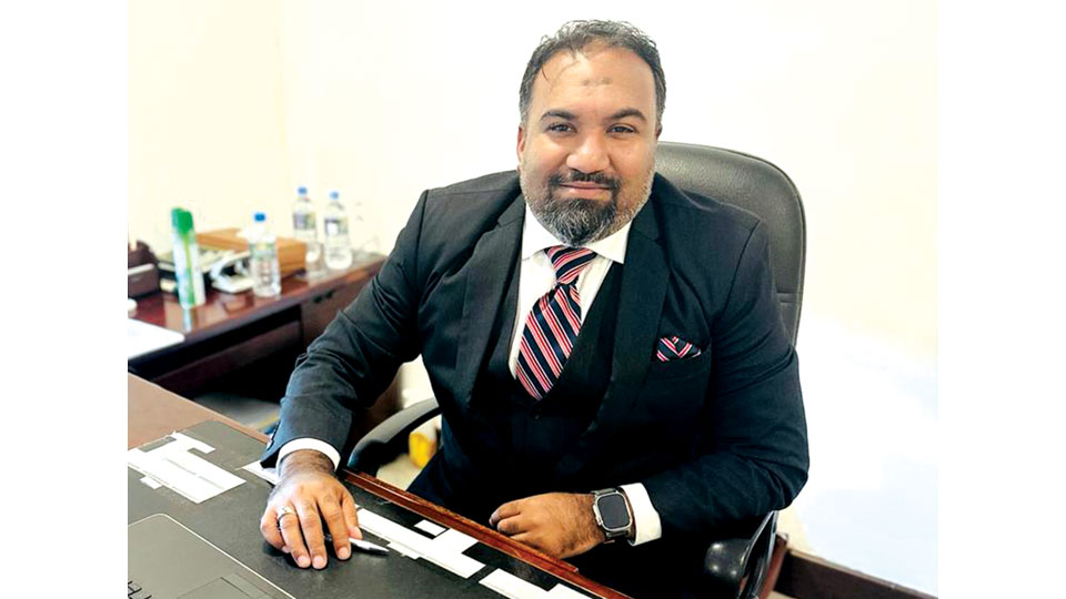 Mushtak Luhar, new GM of Hotel Sarina Dhaka